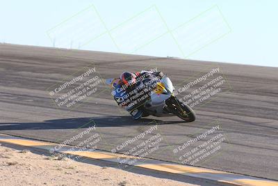 media/Nov-17-2024-CVMA (Sun) [[1fec520723]]/Race 11-Amateur Supersport Open/